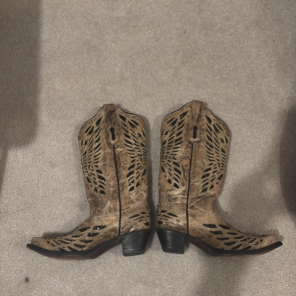 CORRAL BOOTS - Picture 2 of 8